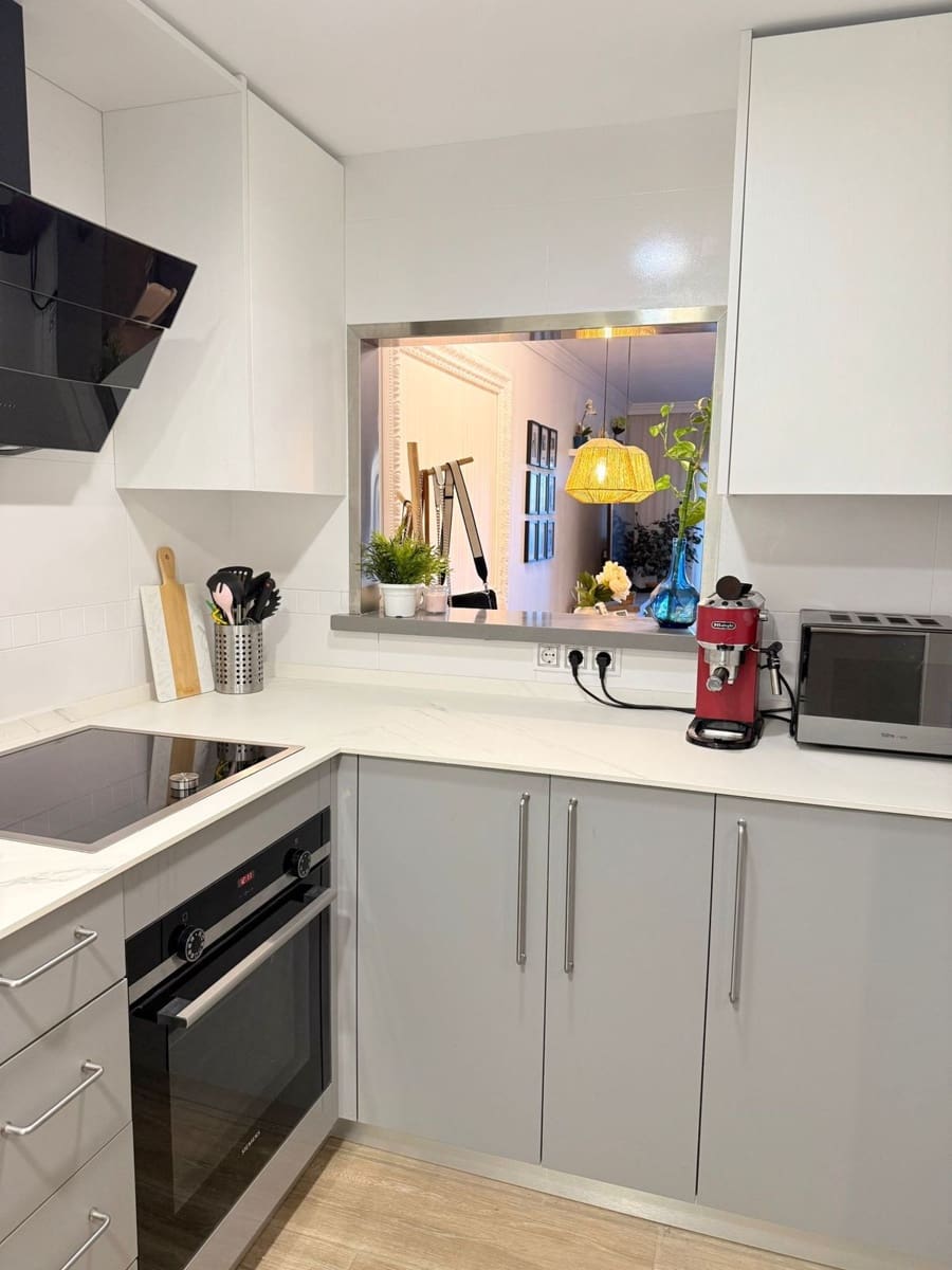 Apartamento de 2 habitaciones en La Cala de Mijas en venta con piscina garaje - 360.000 € (Ref: 9324467)