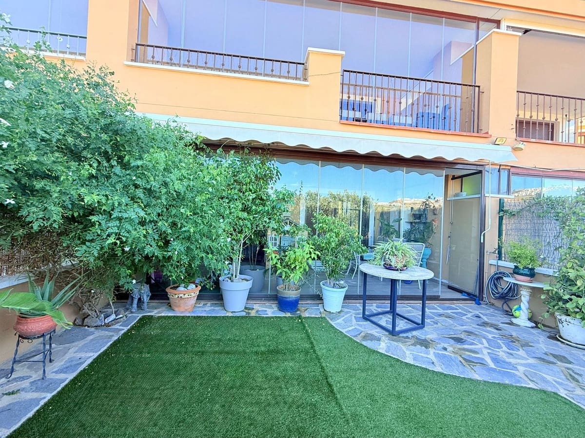 Apartamento de 2 habitaciones en La Cala de Mijas en venta con piscina garaje - 360.000 € (Ref: 9324467)