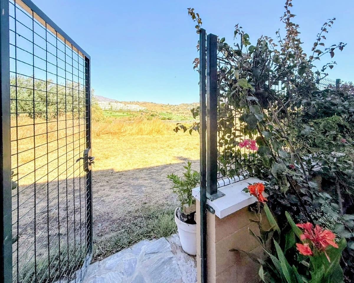 2 slaapkamer Appartement te koop in La Cala de Mijas met zwembad garage - € 325.000 (Ref: 9324467)