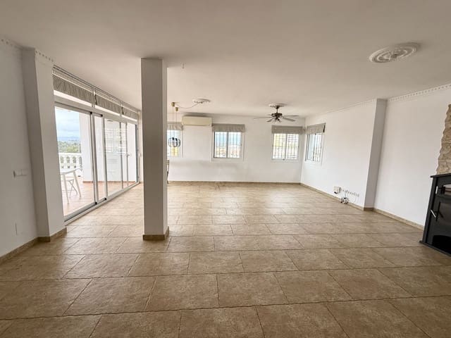 6 soverom Villa til salgs i Fuengirola med svømmebasseng garasje - € 985 000 (Ref: 9325178)