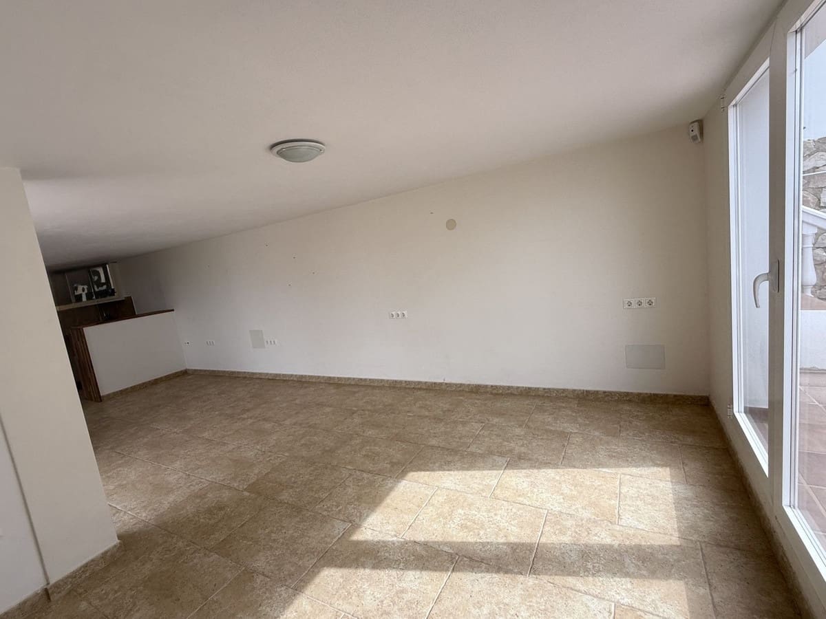 6 soverom Villa til salgs i Fuengirola med svømmebasseng garasje - € 985 000 (Ref: 9325178)