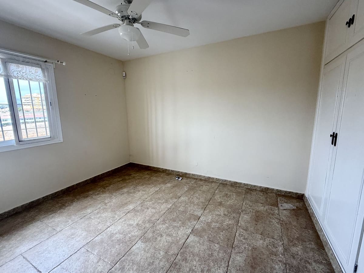 6 soveværelse Villa til salg i Fuengirola med swimmingpool garage - € 985.000 (Ref: 9325178)