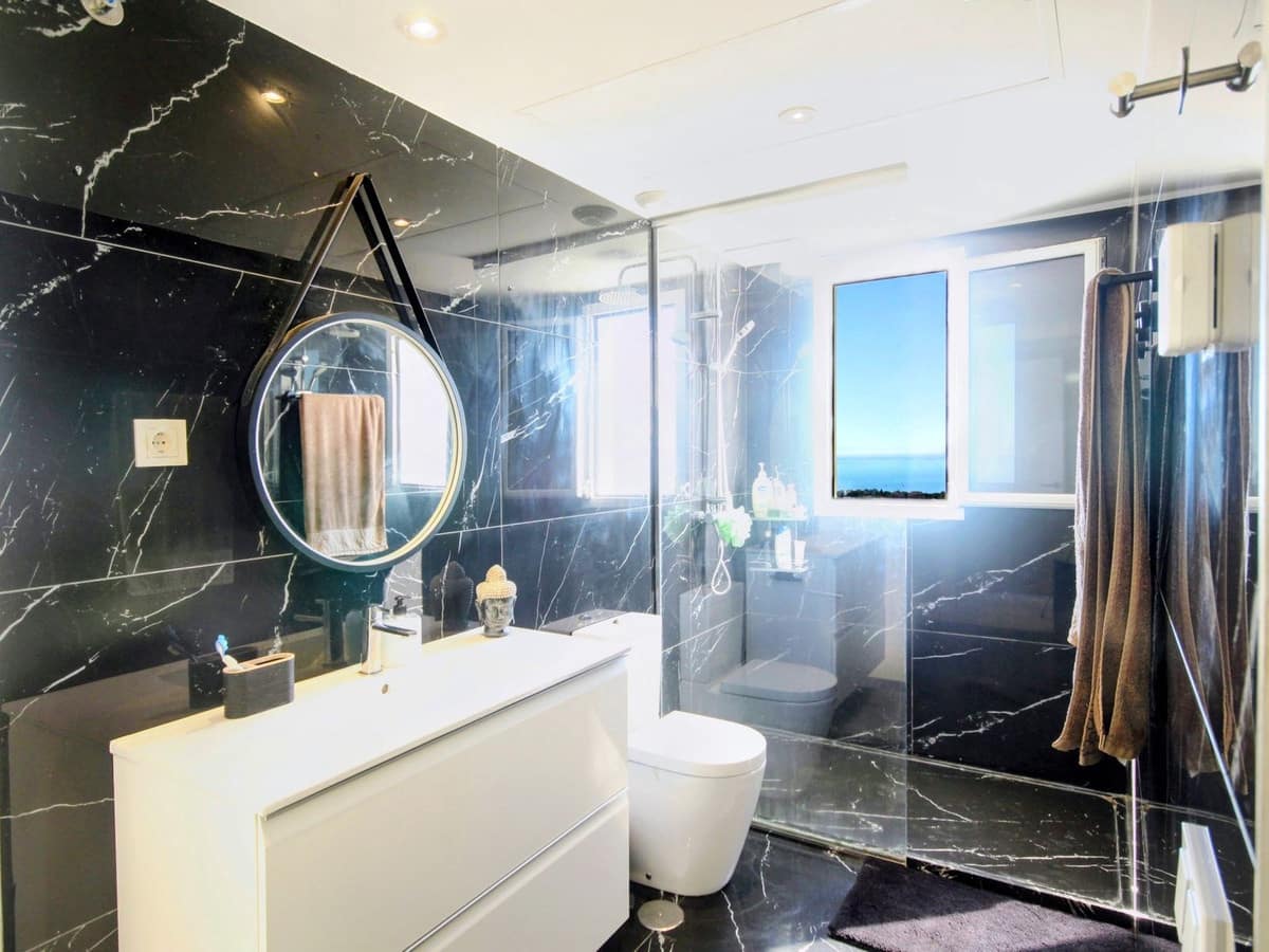 2 chambre Appartement à vendre à Los Monteros avec piscine garage - 920 000 € (Ref: 9326110)