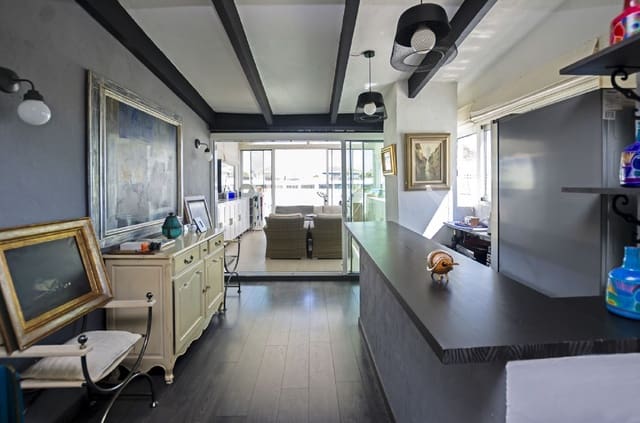 3 soveværelse Penthouse til salg i Puerto Banus, Marbella med swimmingpool garage - € 1.197.000 (Ref: 9340214)