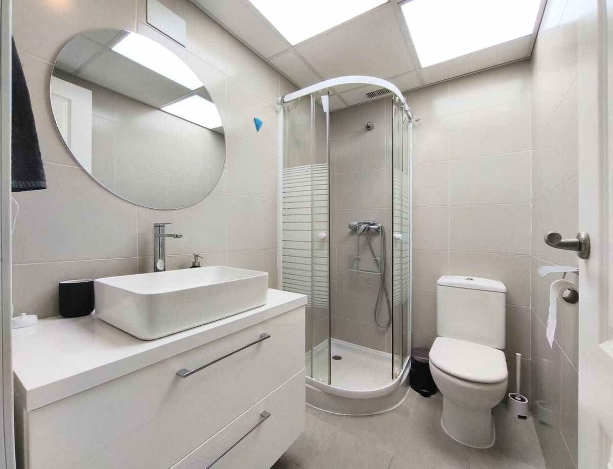 2 bedroom Apartment for sale in Riviera del Sol with pool garage - € 328,000 (Ref: 9353980)