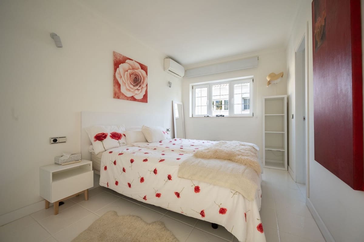 5 Zimmer Villa zu verkaufen in Riviera del Sol mit Pool Garage - 1.700.000 € (Ref: 9386929)