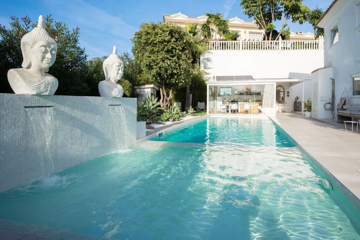 5 Zimmer Villa zu verkaufen in Riviera del Sol mit Pool Garage - 1.700.000 € (Ref: 9386929)