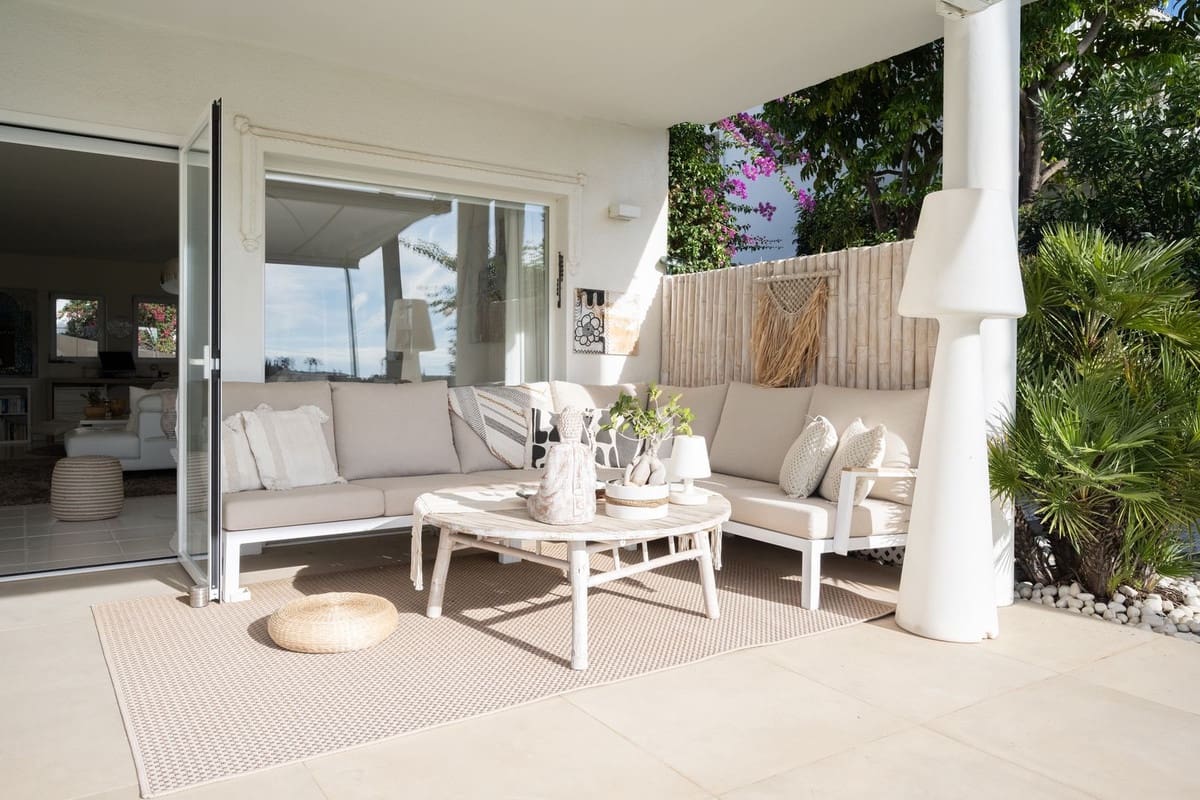 5 bedroom Villa for sale in Riviera del Sol with pool garage - € 1,700,000 (Ref: 9386929)