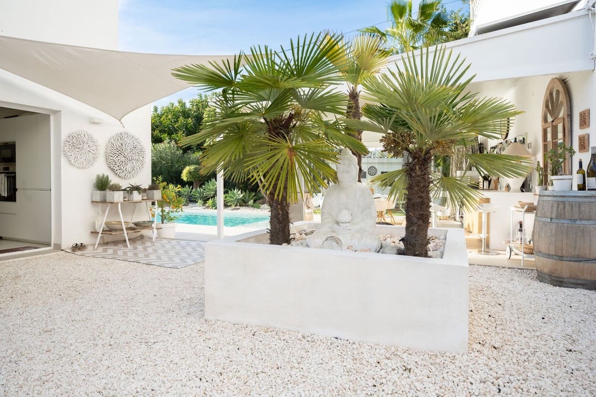 5 bedroom Villa for sale in Riviera del Sol with pool garage - € 1,700,000 (Ref: 9386929)