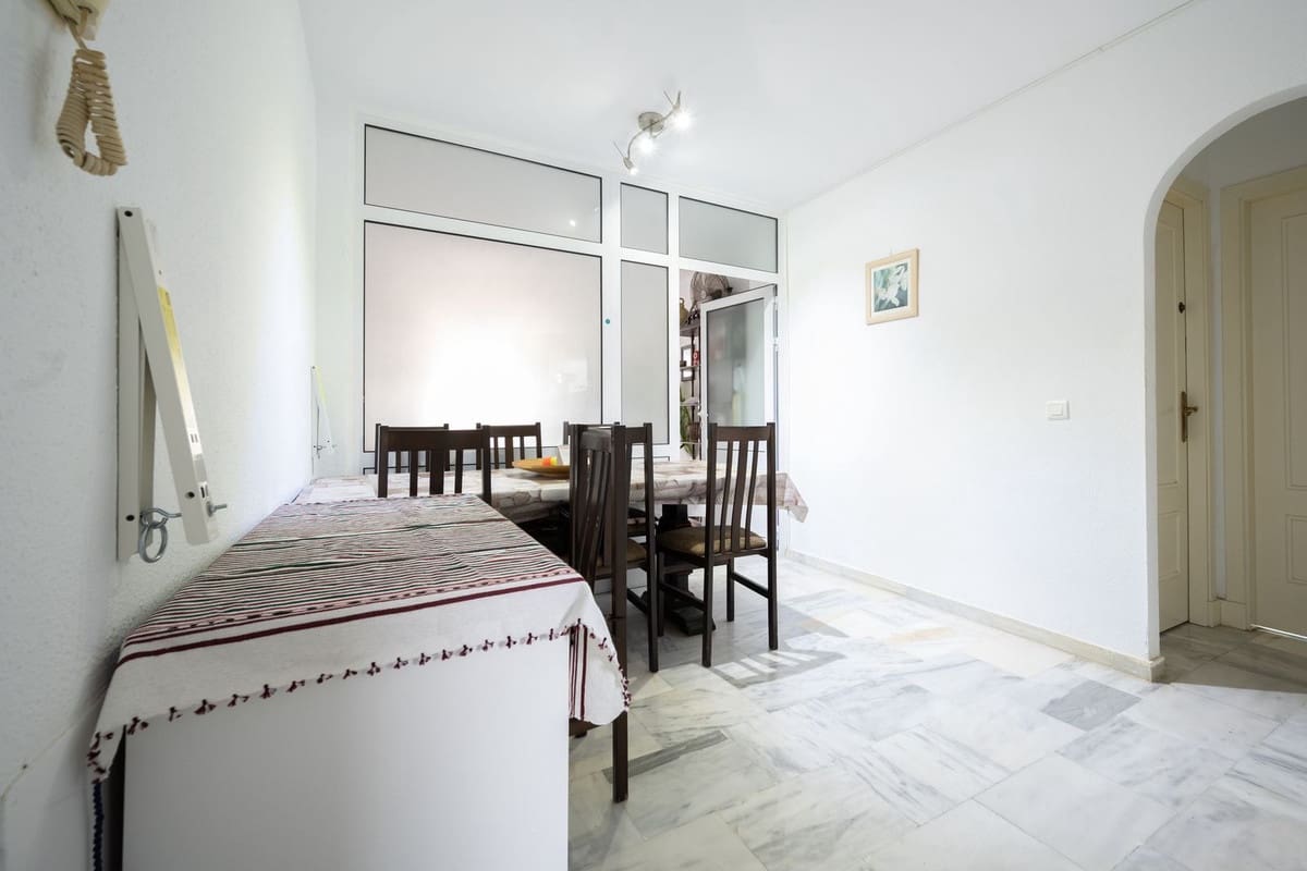 3 bedroom Apartment for sale in Riviera del Sol with pool garage - € 380,000 (Ref: 9388542)