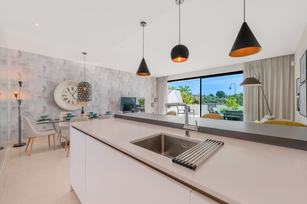 4 quarto Casa em Banda para venda em La Cala de Mijas com piscina - 1 199 000 € (Ref: 9392074)