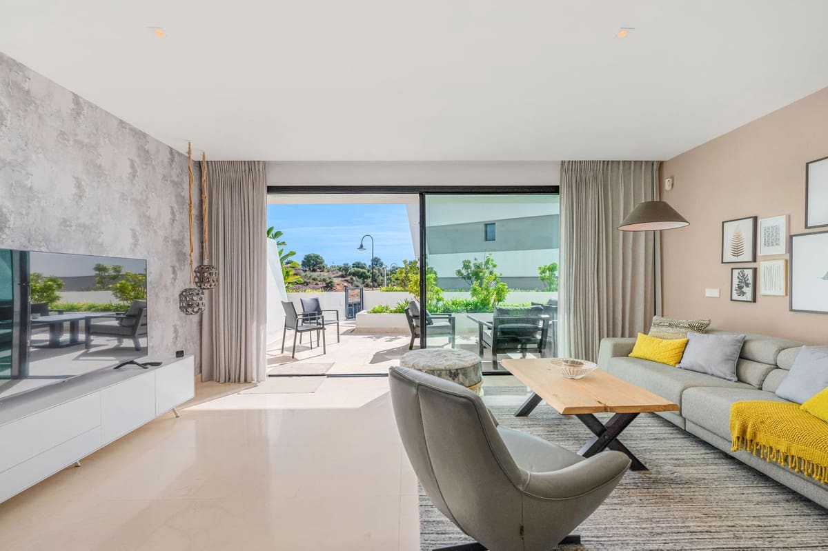 4 quarto Casa em Banda para venda em La Cala de Mijas com piscina - 1 199 000 € (Ref: 9392074)