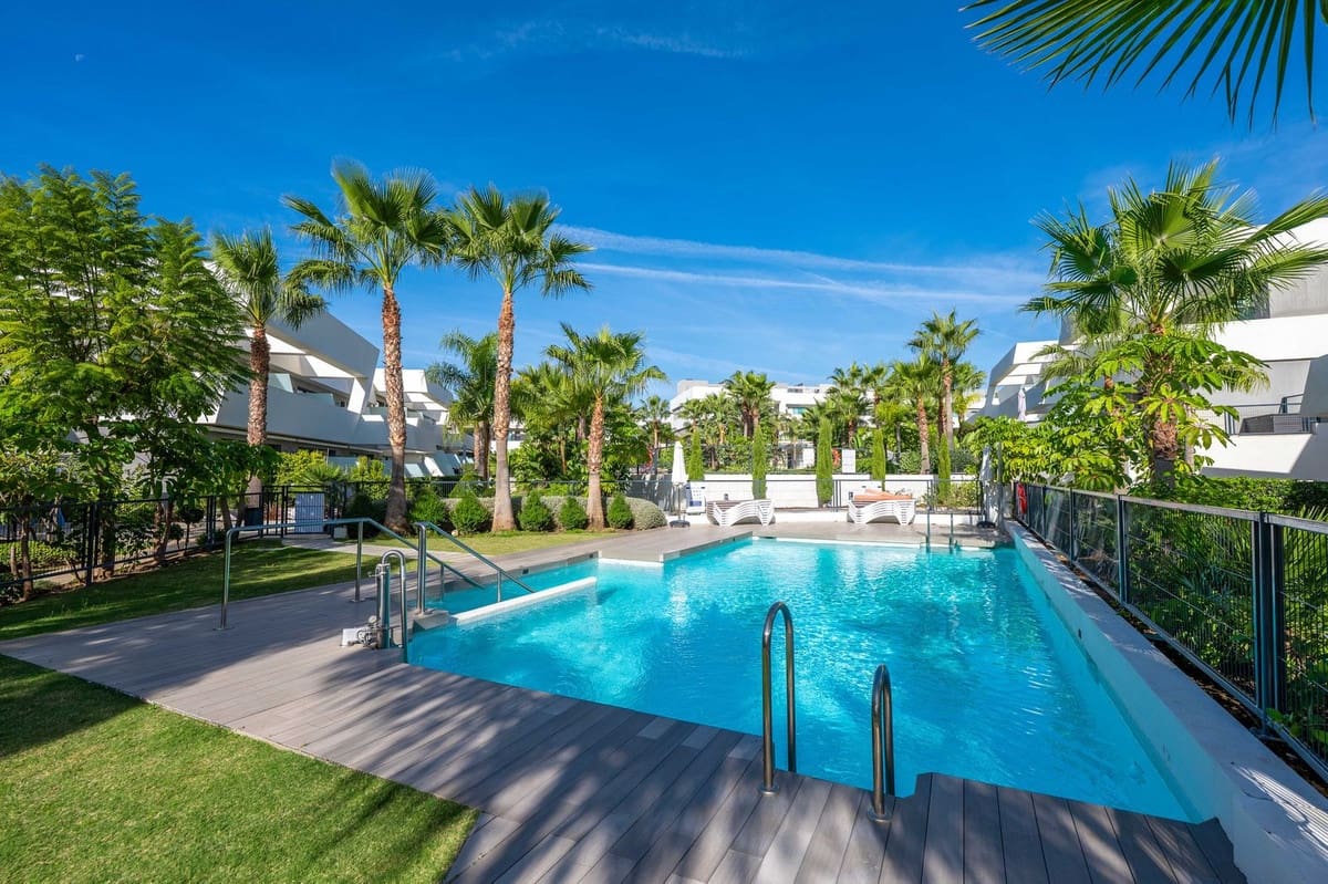 4 quarto Casa em Banda para venda em La Cala de Mijas com piscina - 1 199 000 € (Ref: 9392074)