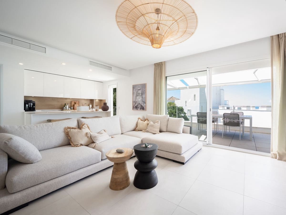 3 chambre Appartement à vendre à Los Monteros avec piscine garage - 760 000 € (Ref: 9399843)