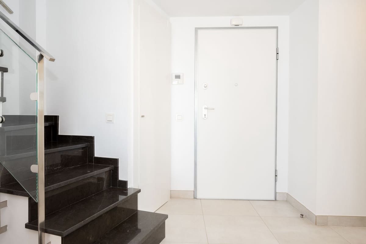 3 soveværelse Lejlighed til salg i Los Monteros med swimmingpool garage - € 760.000 (Ref: 9399843)