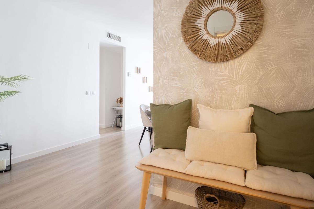 3 Zimmer Apartment zu verkaufen in Nueva Andalucia mit Pool Garage - 469.000 € (Ref: 9421756)