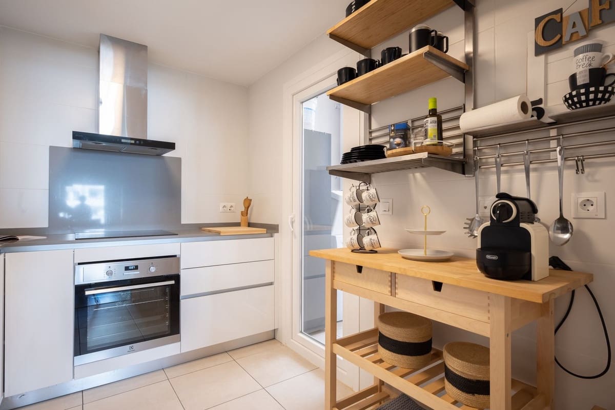 3 Zimmer Apartment zu verkaufen in Nueva Andalucia mit Pool Garage - 469.000 € (Ref: 9421756)