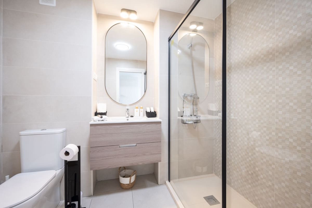 3 Zimmer Apartment zu verkaufen in Nueva Andalucia mit Pool Garage - 469.000 € (Ref: 9421756)