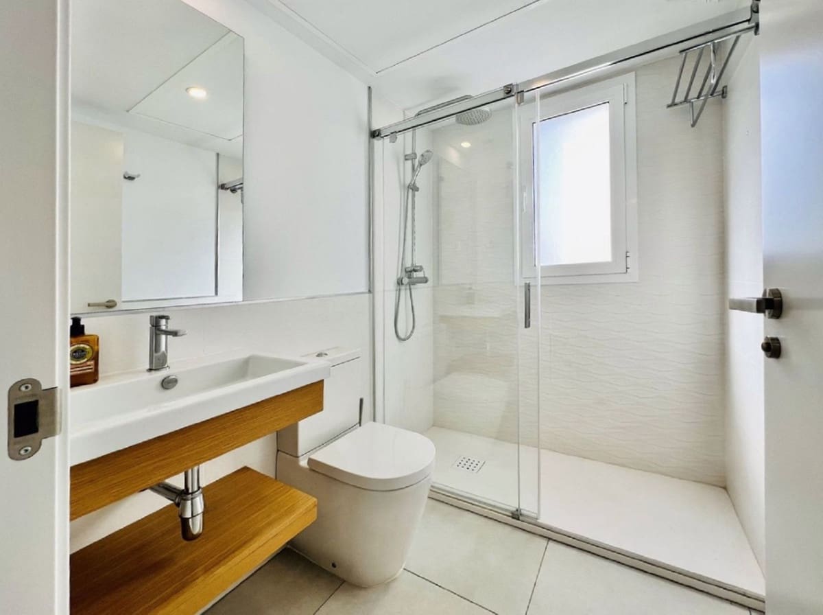 3 bedroom Penthouse for sale in Los Monteros with pool garage - € 695,000 (Ref: 9481447)