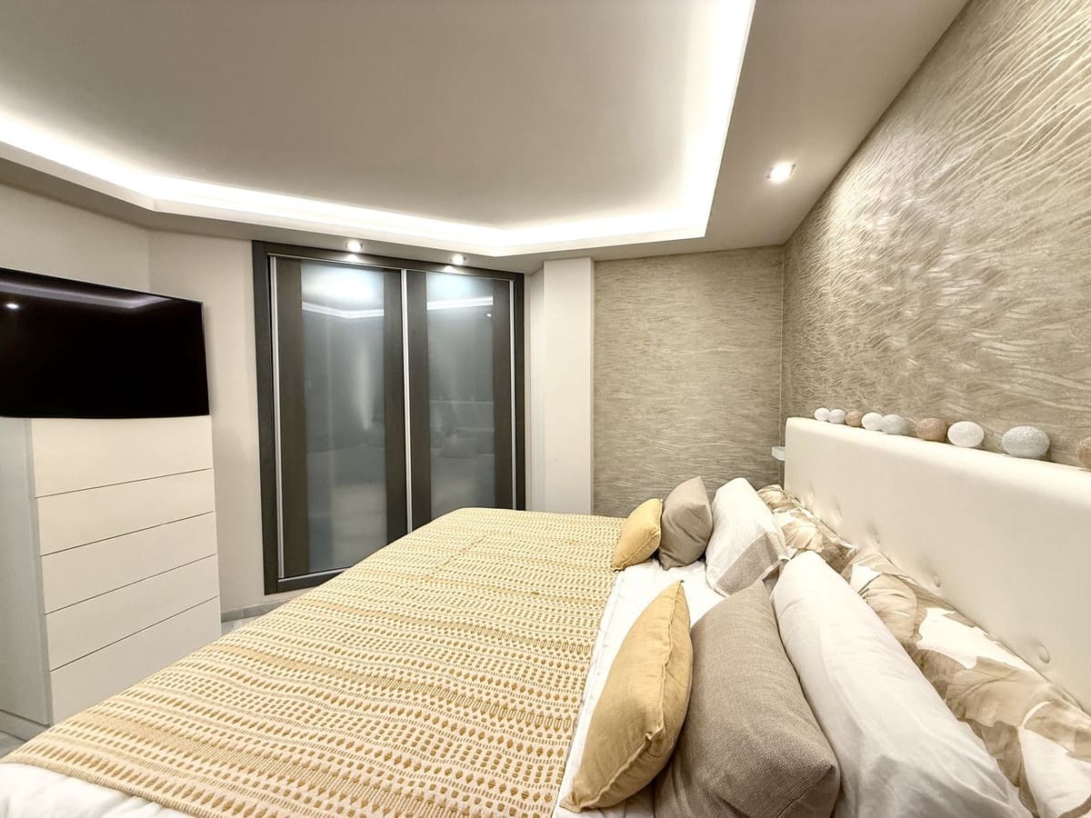 2 sovrum Lägenhet till salu i Mijas Costa med pool garage - 423 000 € (Ref: 9506947)