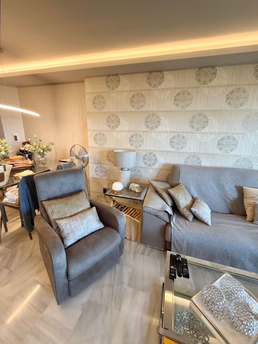 2 bedroom Apartment for sale in Mijas Costa with pool garage - € 423,000 (Ref: 9506947)