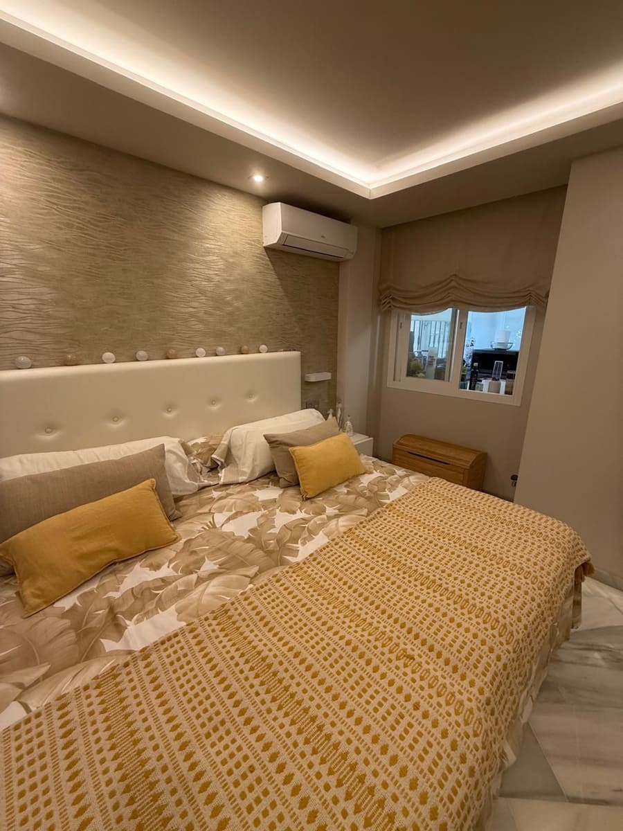 2 bedroom Apartment for sale in Mijas Costa with pool garage - € 423,000 (Ref: 9506947)