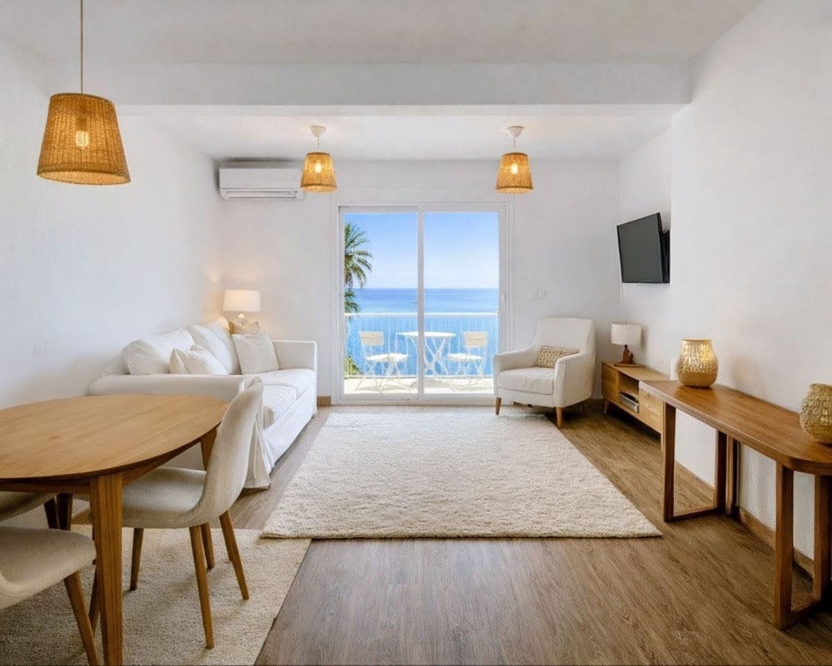 2 bedroom Apartment for sale in Calahonda with pool garage - € 349,000 (Ref: 9521135)