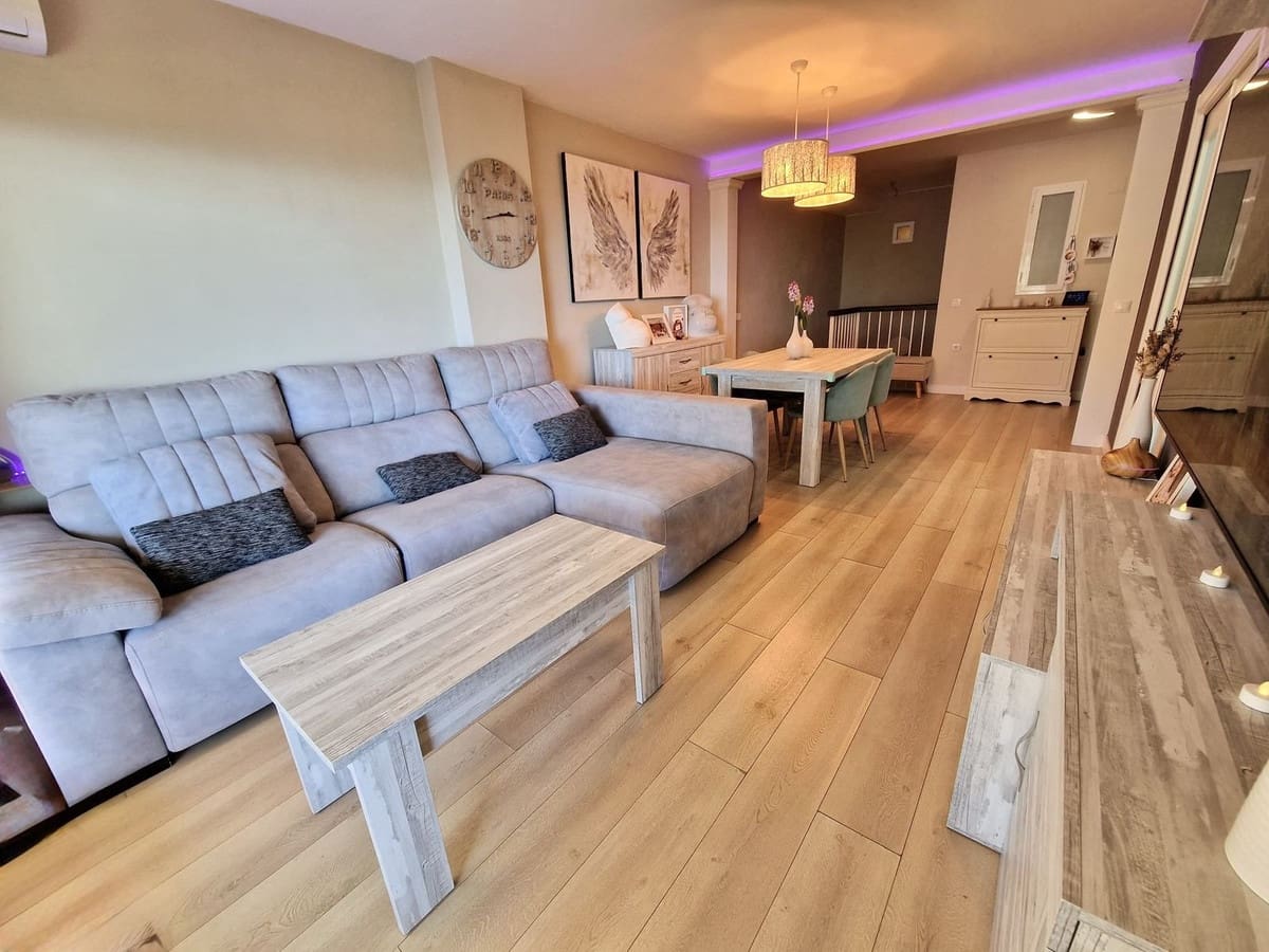 3 bedroom Apartment for sale in Riviera del Sol with pool garage - € 385,000 (Ref: 9535272)