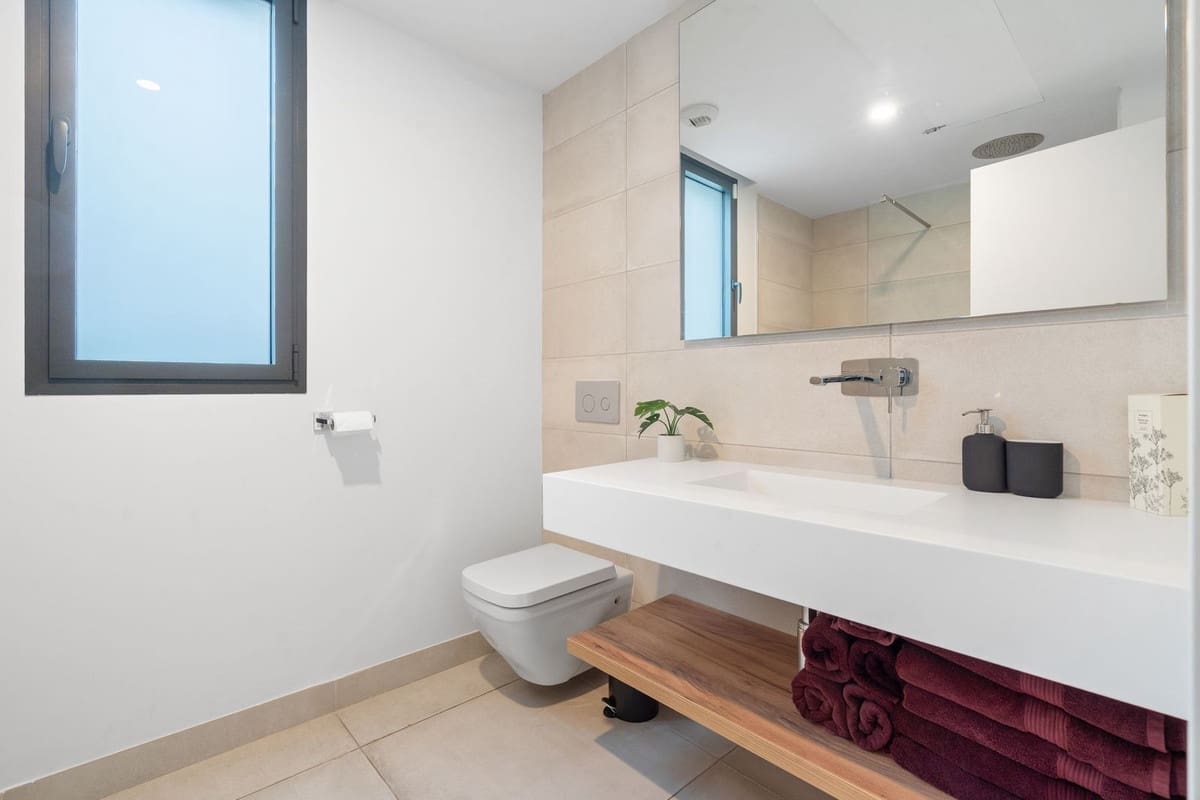 Apartamento de 3 habitaciones en Cabopino en venta con piscina garaje - 1.150.000 € (Ref: 9536471)