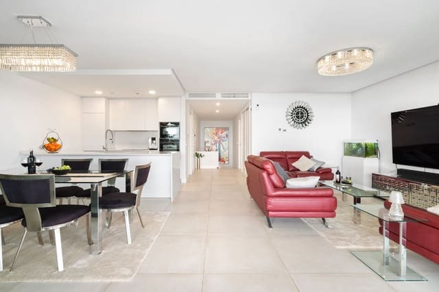 Apartamento de 3 habitaciones en Cabopino, Marbella en venta con piscina garaje - 1.150.000 € (Ref: 9536471)