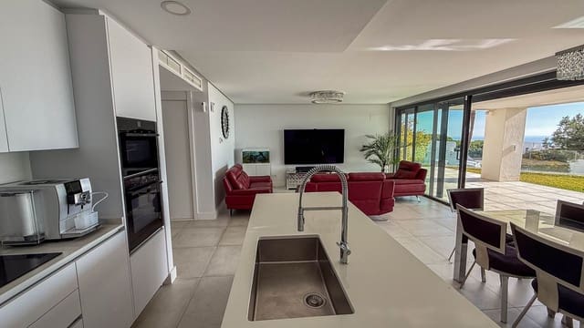 3 chambre Appartement à vendre à Cabopino, Marbella avec piscine garage - 1 150 000 € (Ref: 9536471)