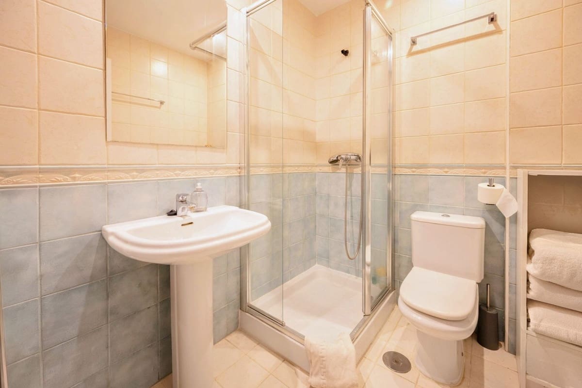 4 chambre Appartement à vendre à Marbella avec garage - 945 000 € (Ref: 9566752)