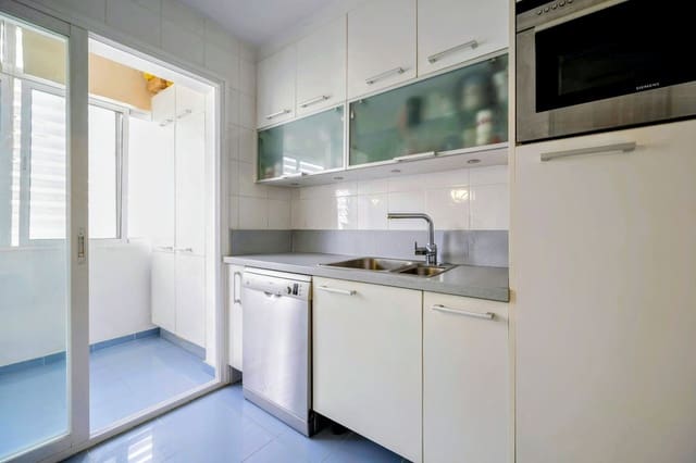 4 camera da letto Appartamento in vendita in Marbella con garage - 945.000 € (Rif: 9566752)