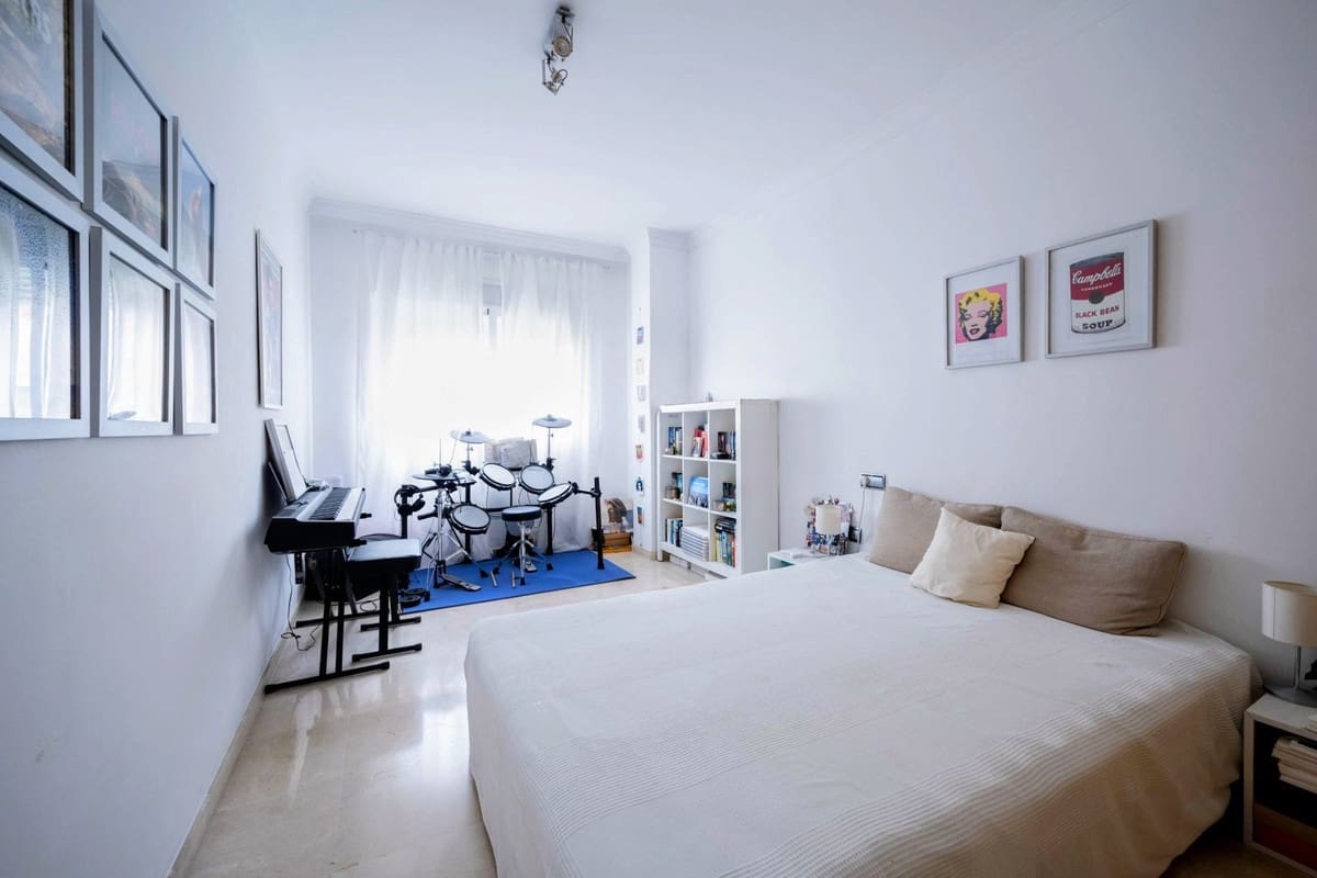 4 chambre Appartement à vendre à Marbella avec garage - 945 000 € (Ref: 9566752)