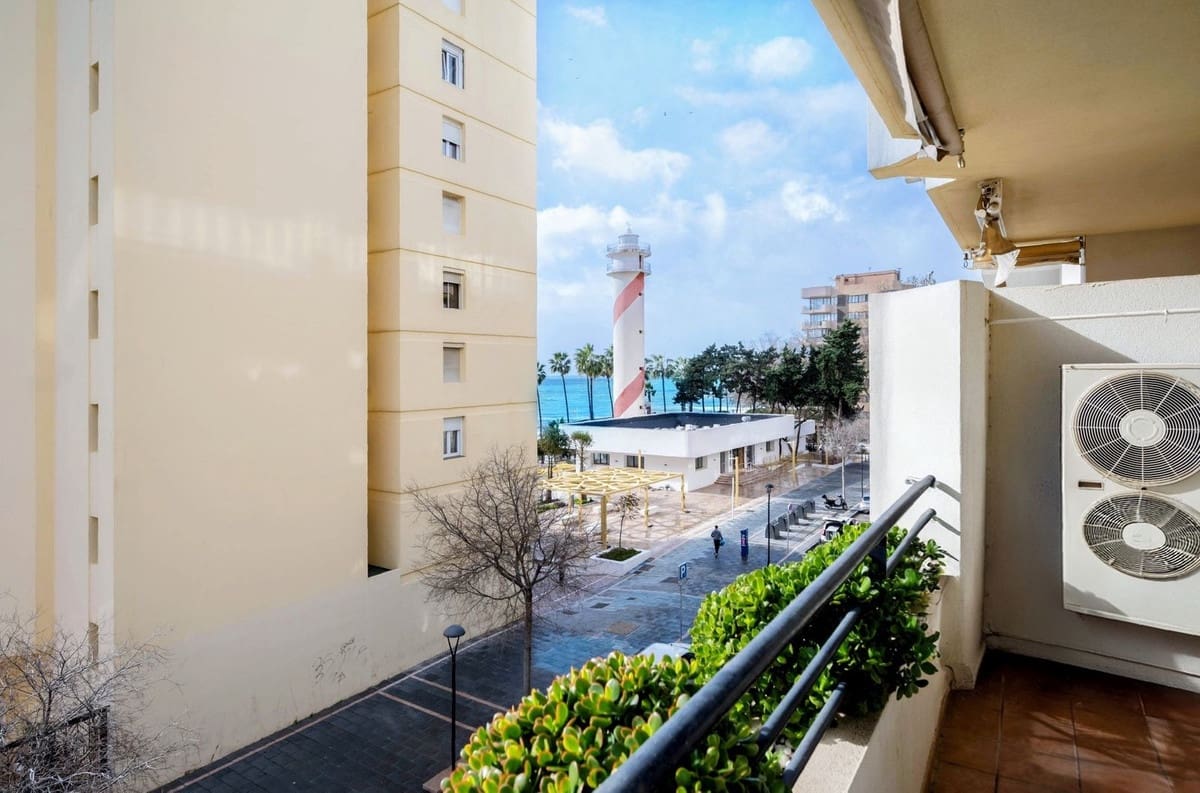 4 chambre Appartement à vendre à Marbella avec garage - 945 000 € (Ref: 9566752)