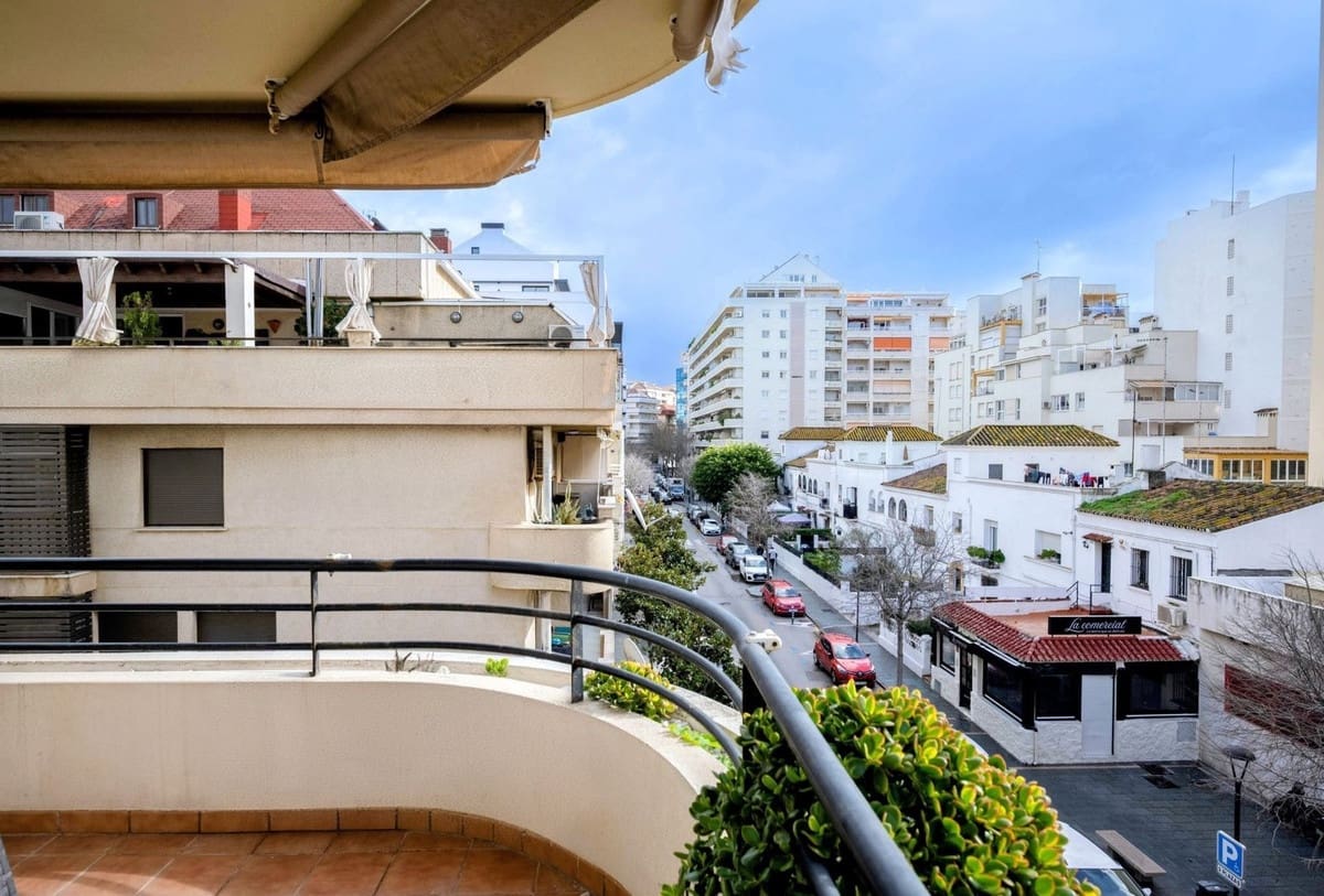 4 chambre Appartement à vendre à Marbella avec garage - 945 000 € (Ref: 9566752)