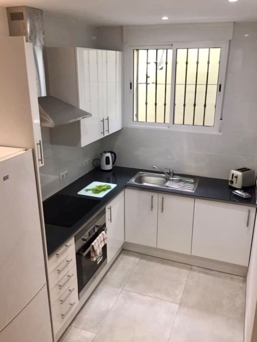 3 makuuhuone Huvila myytävänä paikassa Riviera del Sol mukana uima-altaan 
autotalli - 595 000 € (Ref: 9585027)