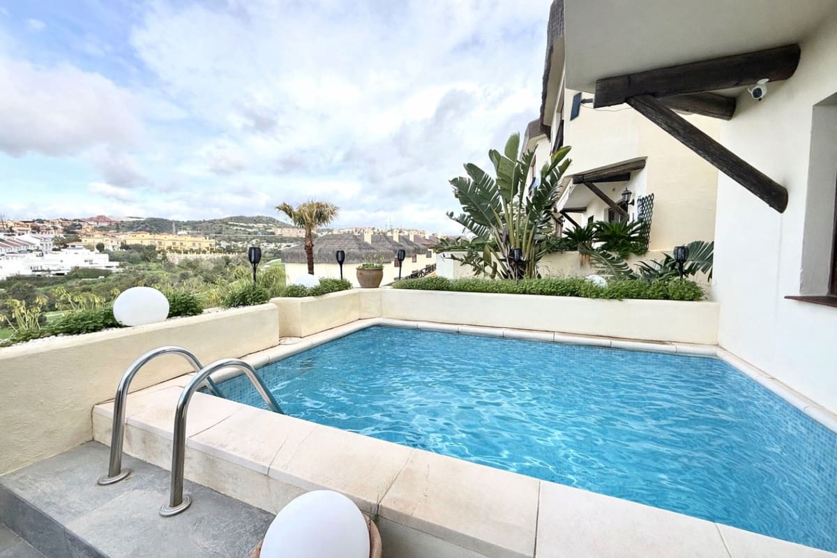3 bedroom Villa for sale in Riviera del Sol with pool garage - € 595,000 (Ref: 9585027)