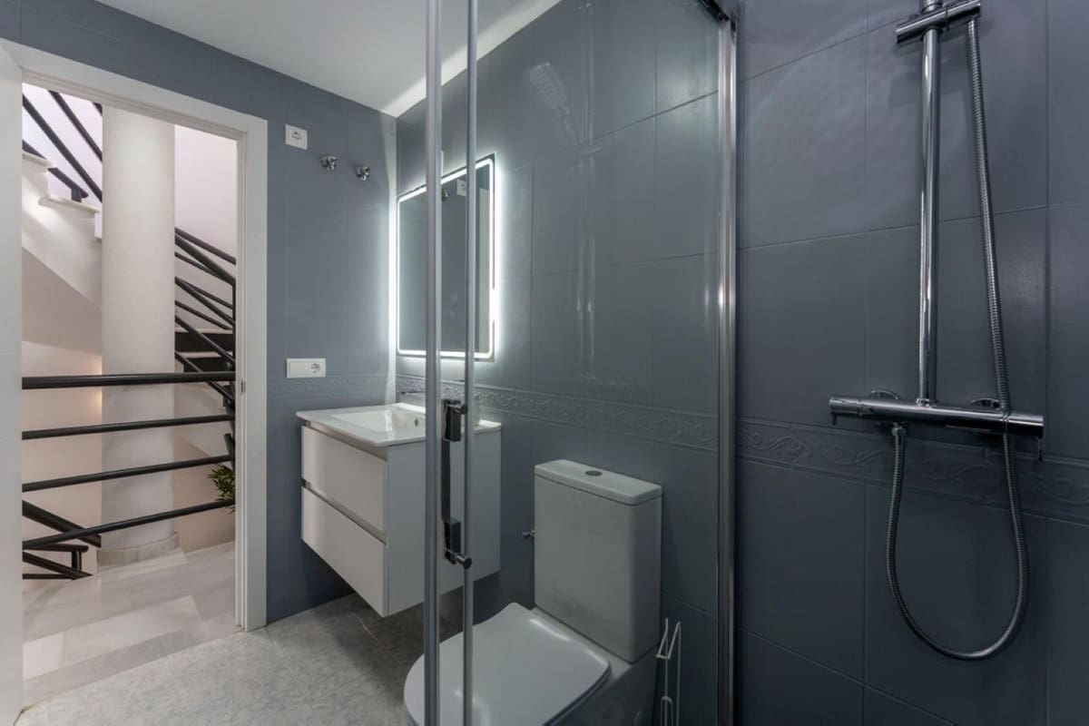 Pareado de 3 habitaciones en Artola en venta con piscina - 695.000 € (Ref: 9657908)