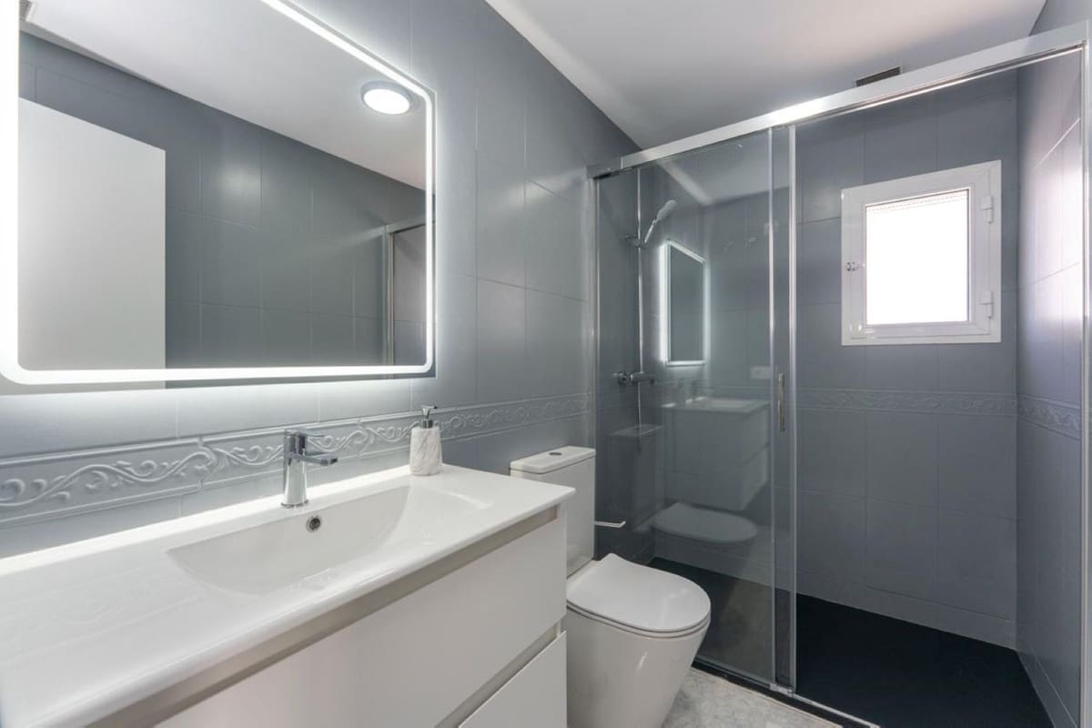 Pareado de 3 habitaciones en Artola en venta con piscina - 695.000 € (Ref: 9657908)