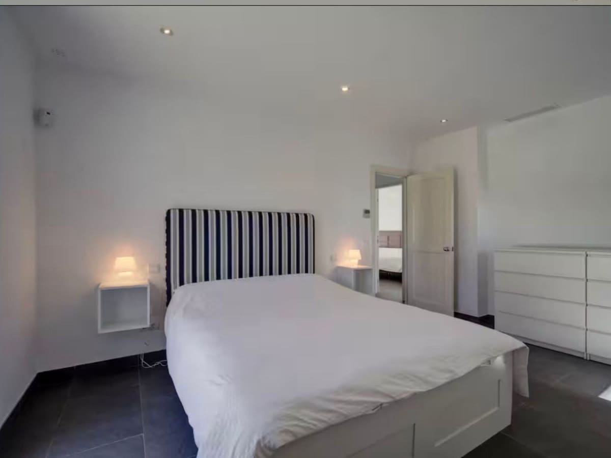 Chalet de 6 habitaciones en Manilva en venta con piscina garaje - 2.500.000 € (Ref: 9677908)