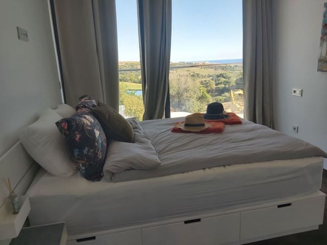 3 sypialnia Willa na sprzedaż w Estepona z basenem - 1 440 000 € (Ref: 9709510)