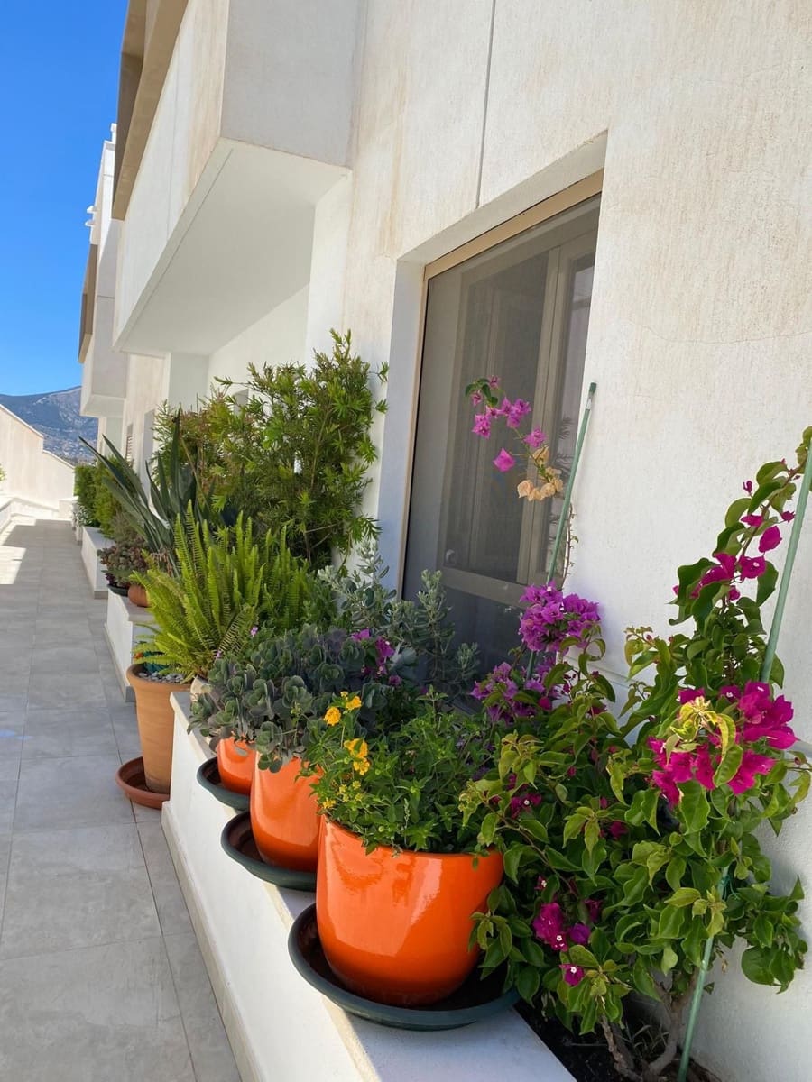 3 bedroom Townhouse for rent in Mijas with pool garage - € 3,300 (Ref: 9730712)