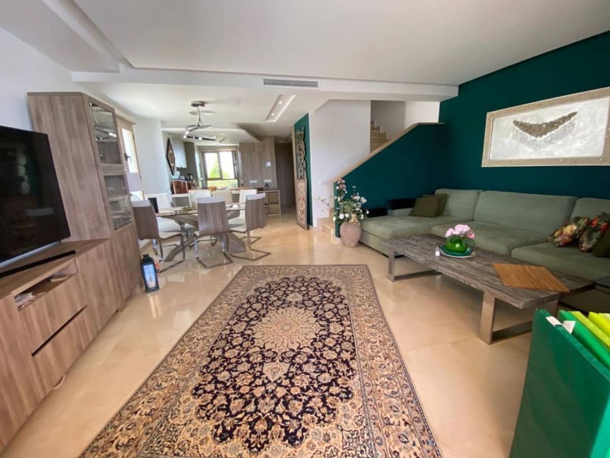 3 bedroom Townhouse for rent in Mijas with pool garage - € 3,300 (Ref: 9730712)