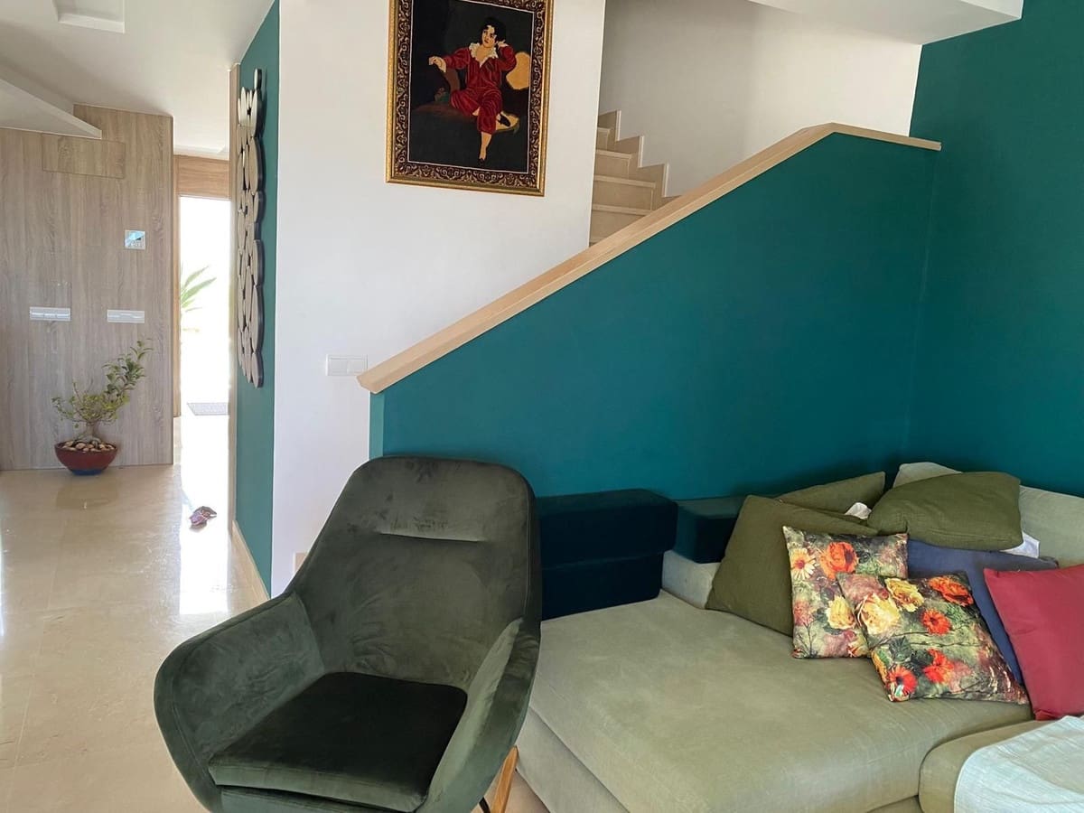 3 bedroom Townhouse for rent in Mijas with pool garage - € 3,300 (Ref: 9730712)