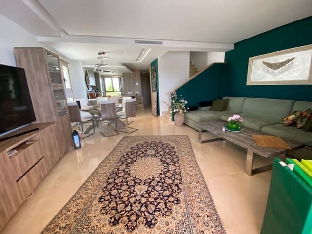 Maison de Ville de 3 chambres à louer à Mijas avec piscine garage - 3 300 € (Ref: 9730712)