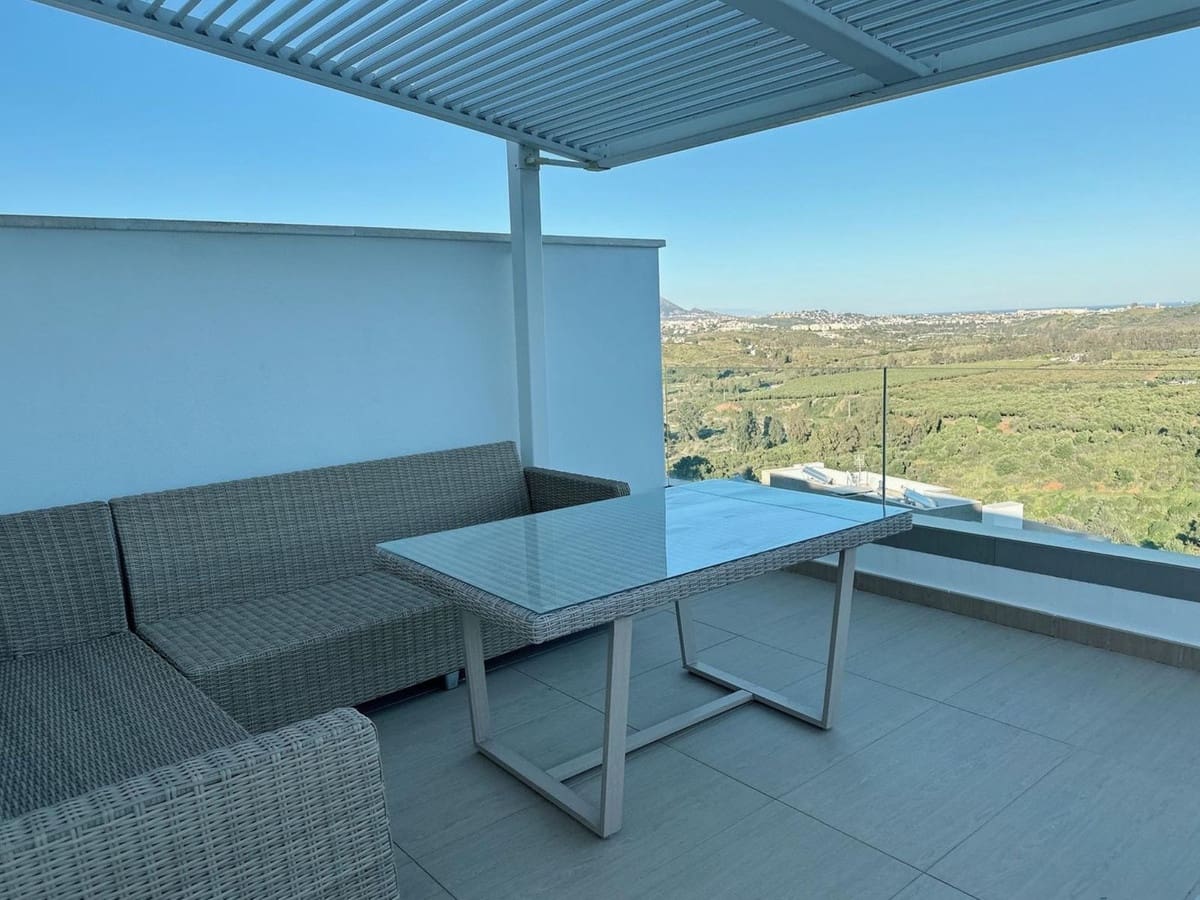 3 bedroom Townhouse for rent in Mijas with pool garage - € 3,300 (Ref: 9730712)