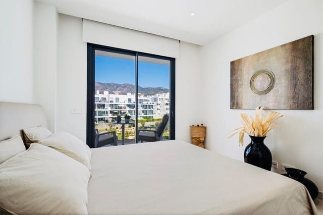 2 soverom Leilighet til salgs i El Higuerón, Fuengirola med svømmebasseng garasje - € 745 000 (Ref: 9772695)