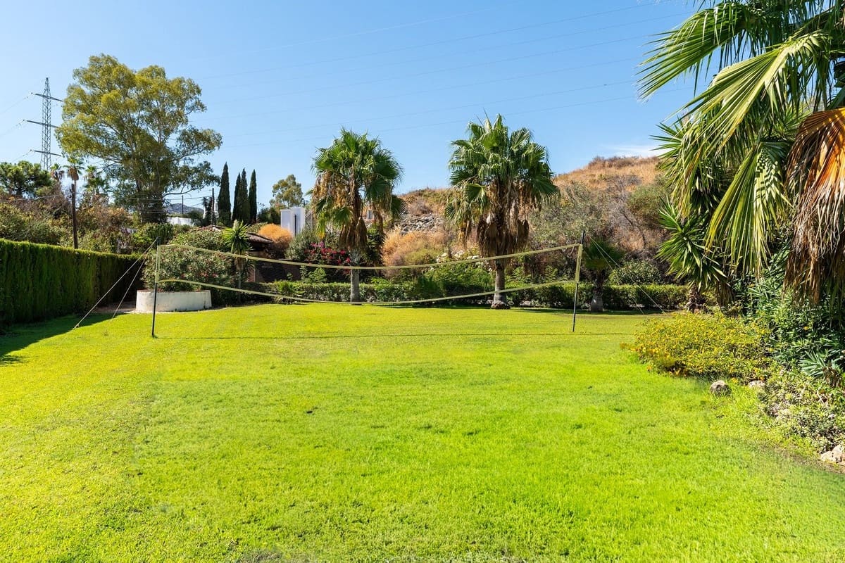 Chalet de 5 habitaciones en Benahavís en venta con piscina garaje - 4.499.000 € (Ref: 9782153)