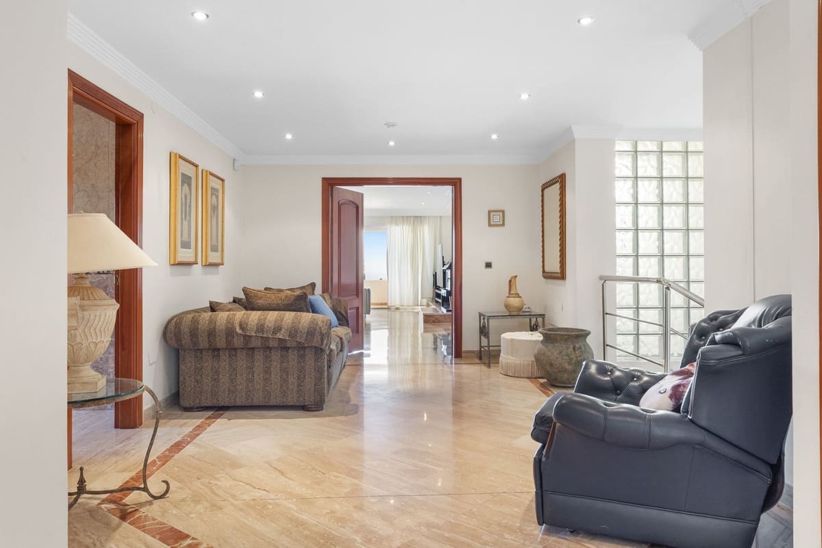 5 sypialnia Willa na sprzedaż w Benahavis z basenem garażem - 4 499 000 € (Ref: 9782153)